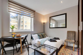 Chelsea Cloisters Studio by Eagle Apartments
